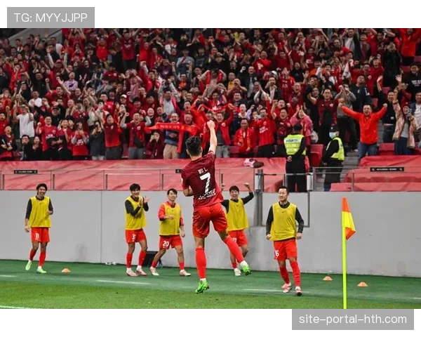 上海海港2-1绝杀云南玉昆，卫冕冠军展现韧性