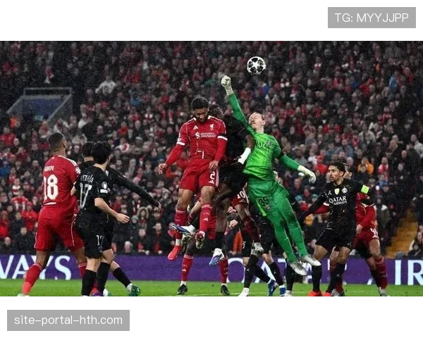 巴黎圣日耳曼2-0战胜利物浦，克瓦拉茨赫利亚一条龙破门